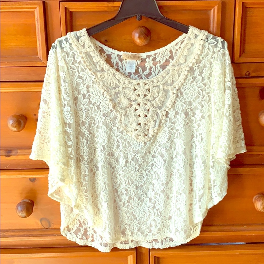 Lace circle bottom short sleeve Ivory XL
